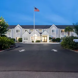 Microtel & By Wyndham Savannah/pooler Pooler